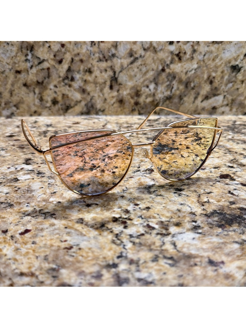 Women’s Oversized Sunglasses